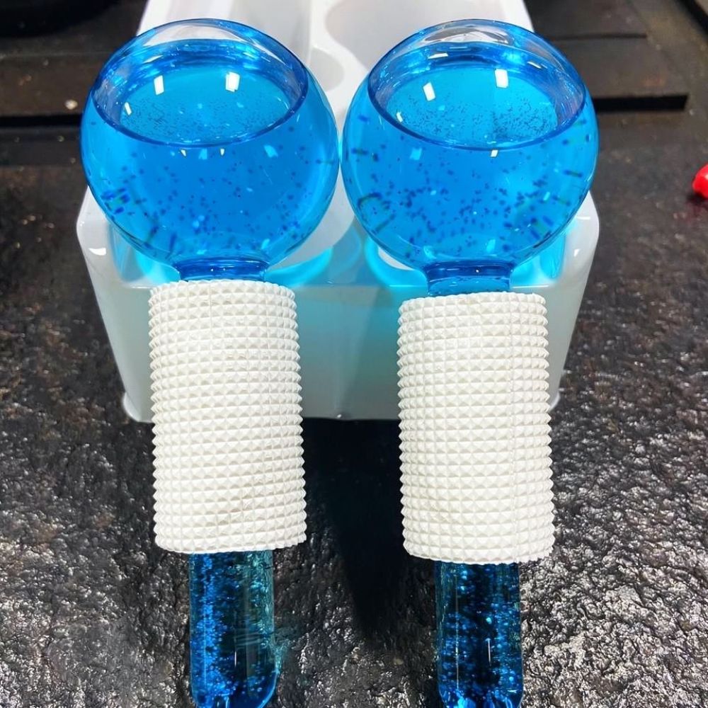 Ice Globes For Facial Massage  - огляд і ціна Face Ice Roller Puffiness